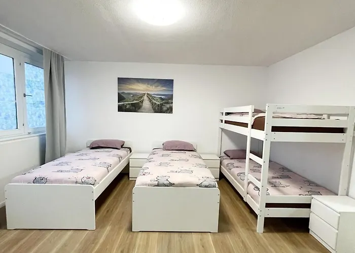 With Balcony In Daire Krefeld